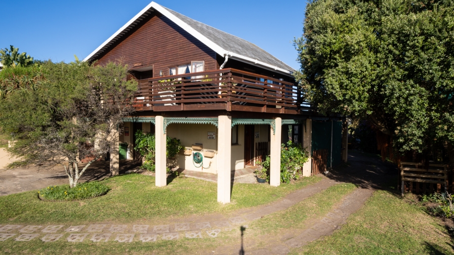 4 Bedroom Property for Sale in Brenton On Sea Western Cape